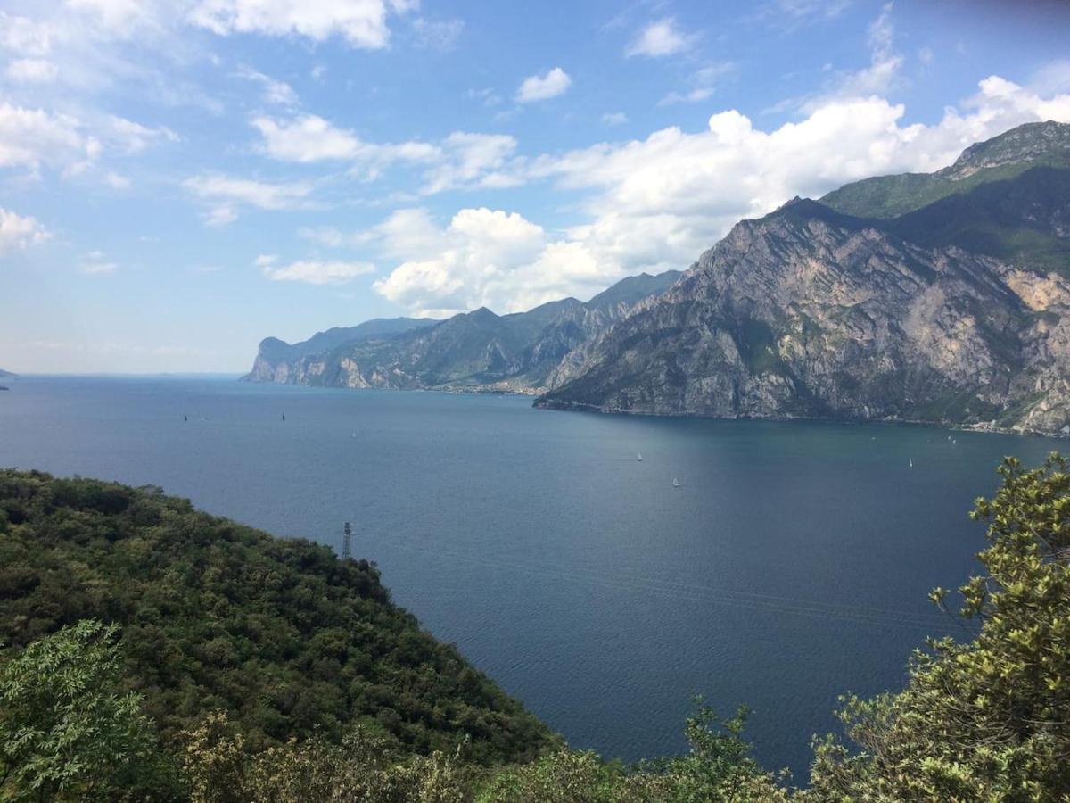 Casa Con Vista Forte - Tra Lago E Monti Rivoli Veronese Eksteriør bilde